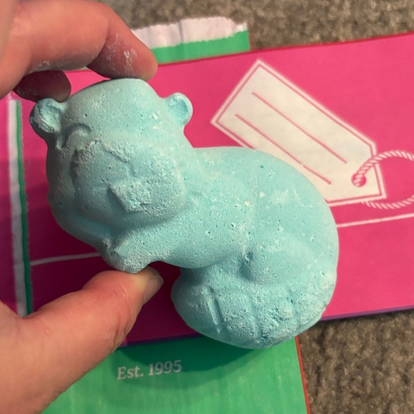 Lush Aqua Beaver Bath Treat 🦫 - Picture 4 of 4